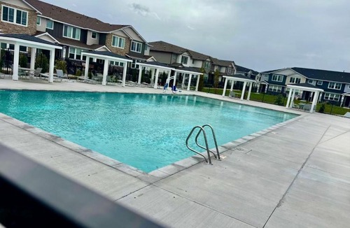 Eagle House | NEW! Velvet Spur - Pool - Sauna- 4 BR - 2 12 Bath