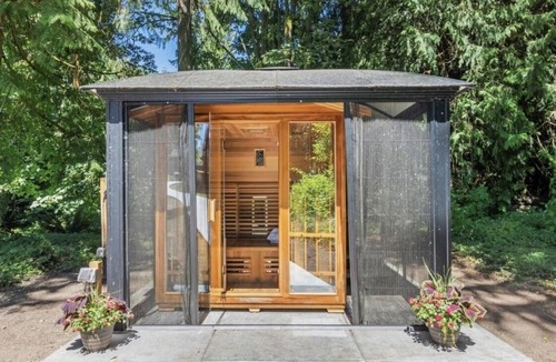 West Lake Stevens House | NEWLY BUILT Luxury Modern Home w/Spa & Sauna on 2.3 acres