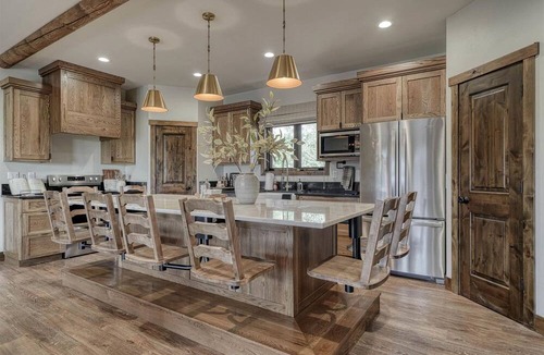 Ashton Cabin | Newly-Constructed Spacious Modern Cabin for an Amazing Family Getaway in Ashton, Idaho