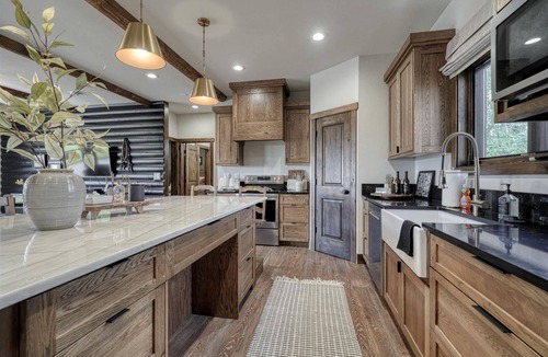 Ashton Cabin | Newly-Constructed Spacious Modern Cabin for an Amazing Family Getaway in Ashton, Idaho