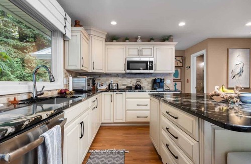 Kewadin House | Newly Listed Charming Lake House