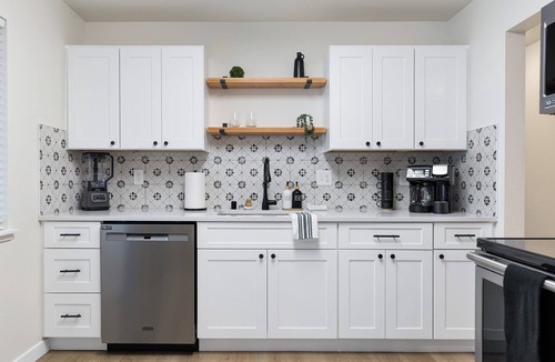 Spokane House | Newly Remodeled 5-Bedroom Home