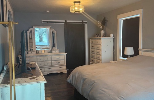 Ashton House | Newly renovated Ashton Farmhouse on Cave Falls HWY. Near Yellowstone Nat. Park