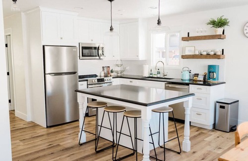 Chelan House | Newly Renovated | Dogs OK | Patio | Wlk Everywhere