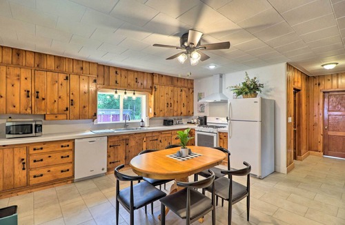 Eureka Cottage | Newly Renovated, Eureka Lakefront Retreat!