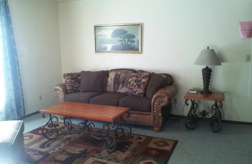 McLean County Apartment | Nice 1-bedroom apartment in Underwood. One month minimum.