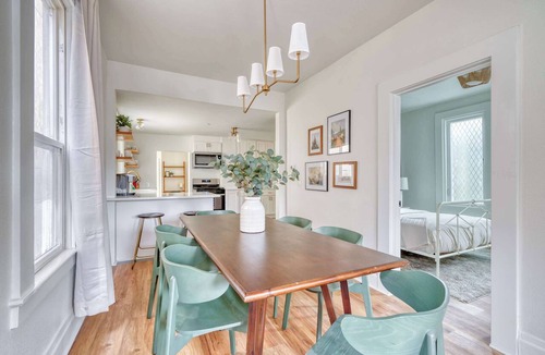 Uptown House | Nob Hill Retreat - Steps to NW 23rd Shops & Fast Wifi