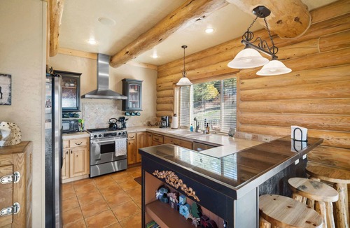 Mead Cabin | Nomad Peak Retreat | Mt. Spokane Basecamp