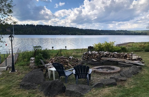 Belfair House | North Bay Hideaway, 3 Bed, 2+ Bath Beach House on Case Inlet