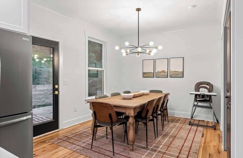 Red Bank House | Northshore 5BR Fun Escape – Minutes to Downtown