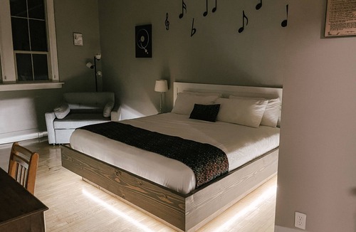 Bonners Ferry Bed & Breakfast | Northside School B&B