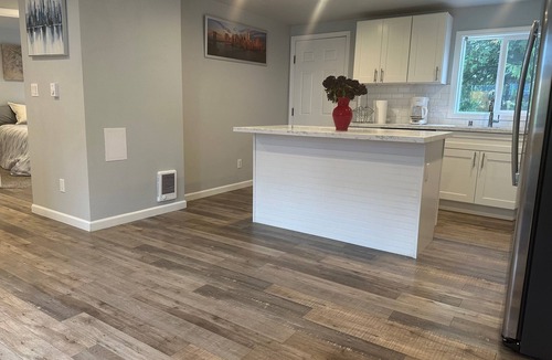 Shoreline House | Northside Seattle 4 bedrooms Comfort House-Easy Access I-5, Light Rail Station