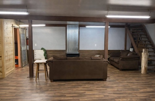 Nelson County Cabin | Norval Elevator Hunting Access Available Message About Prices