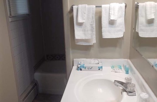 Jamestown Hotel | Norway Inn