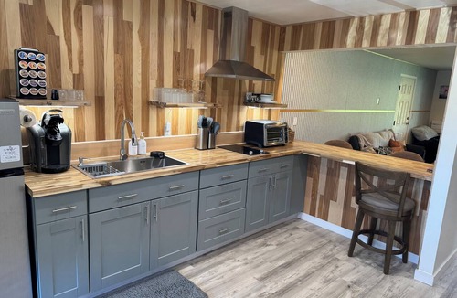 Oakridge Apartment | Oakridge Adventure Suite