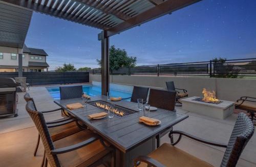 Ivins House | Oasis at Ocotillo 48 Private Pool and Spa! Ping Pong table Nintendo Switch & Resort pool