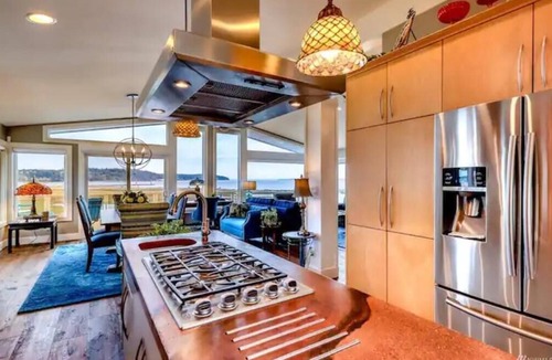 Port Hadlock House | Oasis By The Sea