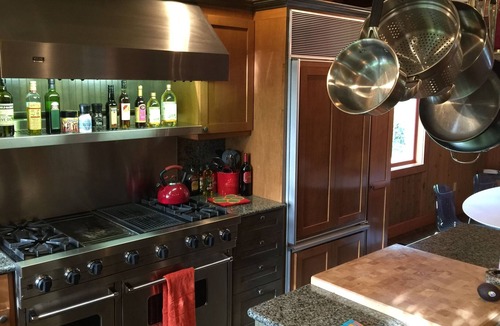 Newberg House | Oasis in the Heart of Wine Country Yet 20 Minutes from Portland