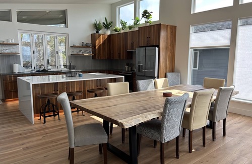 Rockaway Beach House | Ocean front 4 bedroom home.