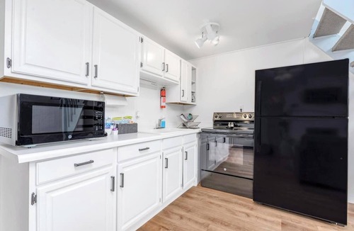 Ocean Shores Ski Chalet | Ocean Shores cozy chalet located within steps from the beach