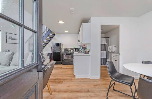 Ocean Shores Ski Chalet | Ocean Shores cozy chalet located within steps from the beach
