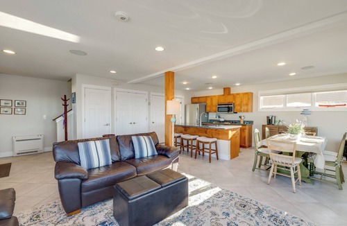 Birch Bay Cottage | Ocean Views & Beach Access at Cottage on Birch Bay