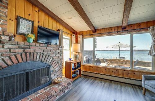 Birch Bay House | Oceanfront Cottage w/Patio & Views in Birch Bay!