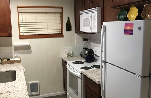 Gleneden Beach House | Oceanfront Remodeled Gleneden home, Great location, Amazing Views, Fireplace.