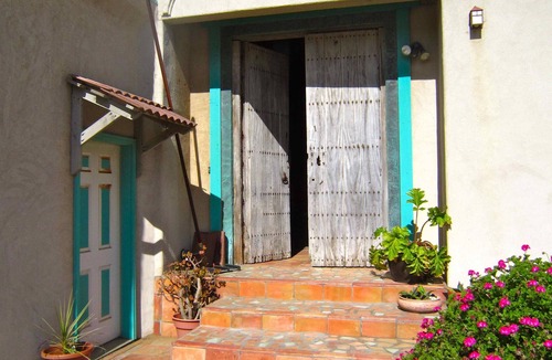 Gold Beach Villa | *Oceanfront Spanish Style Villa *Hot tub *Sea Views *Unique Design *Relaxing