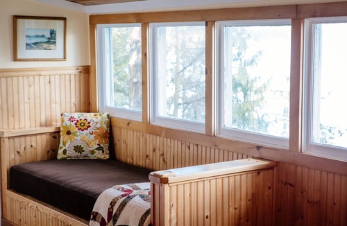 Olga Cottage | Old Island Charm with Stunning Mountain Views, Perched above Our Private Beach