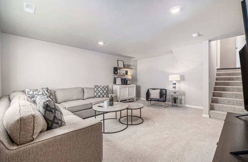 Elkhorn House | Omaha Charm! Cozy Comfort home in the heartland