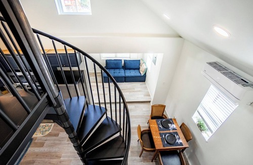 Southeast Omaha House | Omaha’s #1 Unique Tiny House Experience