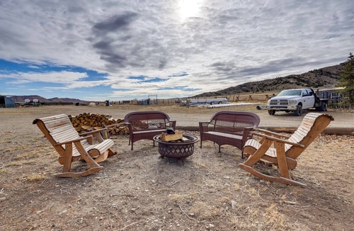 Thermopolis Apartment | On Ranch w/Stunning Mtn Views! Thermopolis Escape