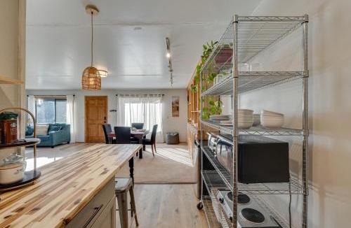 Central Point House | On-Site Winery & Tasting Room: Oregon Bungalow!