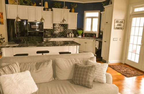 Monona House | On the Yahara River, access to Madison Lakes