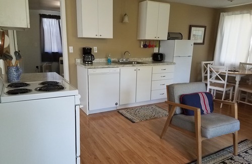 Copemish Apartment | One Bedroom Loft Apartment - five minutes to Crystal Mt resort Pet friendly