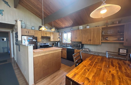 Sandpiper Village House | One Hundred Thousand Welcomes