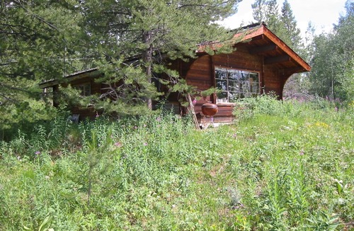 Kelly Cabin | One of a Kind Cabin Located Within Grand Teton National Park