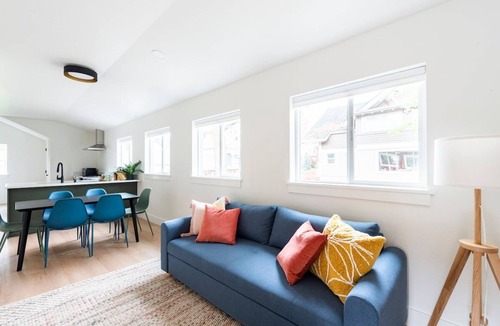 Manito House | Oodles of light in modern home by historic Manito