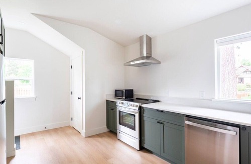 Manito House | Oodles of light in modern home by historic Manito