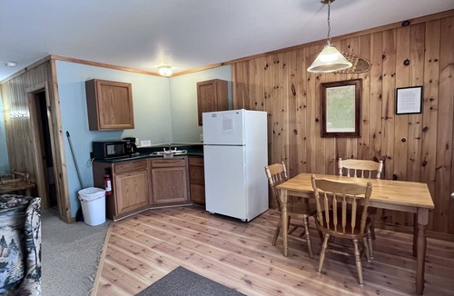 Wellston Cabin | Open Floor Plan 2 Bed Cabin In Manistee National Forest #5
