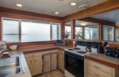 Eastsound House | Orcas Island, Sunset House #251