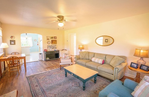 Filer Cottage | Orchard cottage, charming vintage cottage