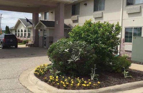Evart Hotel | Osceola Grand Hotel