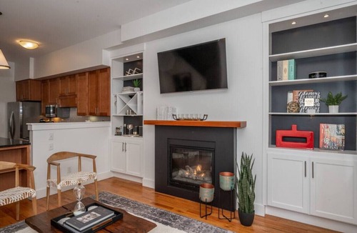 Over-the-Rhine House | OTR Hideaway, Washington Park + Garage | Top House
