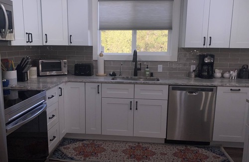 Cascade House | Our Mountain Home - spacious, close to lake and trails