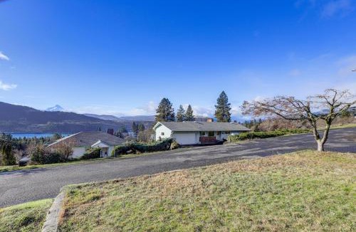 White Salmon House | Outdoor Adventurer's Oasis in White Salmon