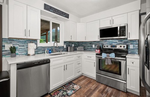 Kellogg Apartment | Outdoor Sanctuary - 3 min walk to Silver Mtn