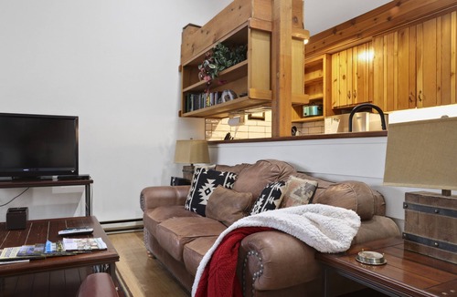 Moose Wilson Road Condo | Outpost: Chokeberry 3823 - Updated Kitchen and Bathroom