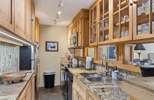 Moose Wilson Road Condo | Outpost: Columbine 1024 - Aspens Location!